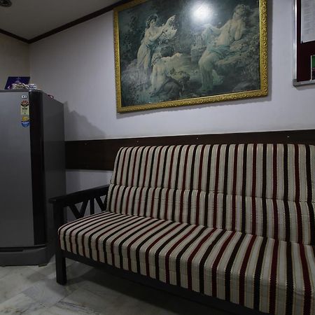 Hotel Maya Deluxe Hyderabad Bagian luar foto