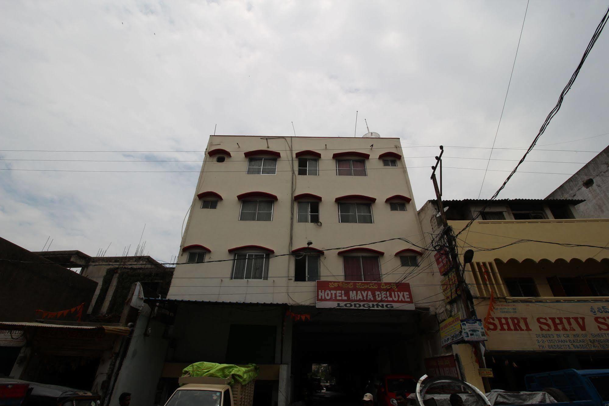 Hotel Maya Deluxe Hyderabad Bagian luar foto